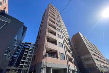 ジェイパーク御苑内藤町の外観（北西側から）