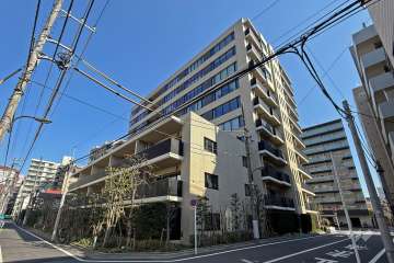 ジオ御苑内藤町の外観（南西側から）