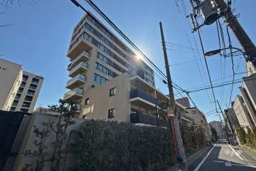 ジオ御苑内藤町の外観（北西側から）