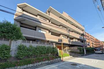 日神パレステージ信濃町