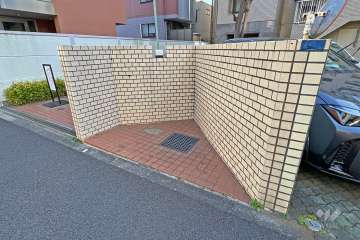 ゴミ置き場
