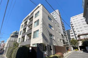 パークハウス市谷二十騎町の外観（南東側から）