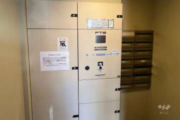 宅配ボックスと共用ポスト