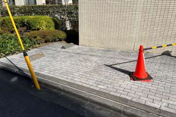 敷地内駐車場（屋外平面式）