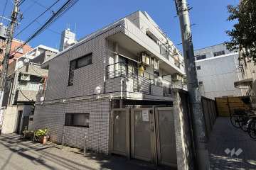 メリーライフ新宿の外観（南西側から）