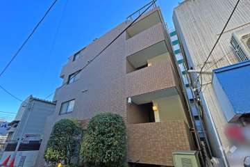 クレアトゥール新宿21の外観（北西側から）