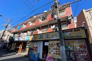 サンライズ新宿の外観（南東側から）