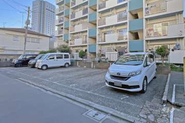 敷地内駐車場（屋外平面式）