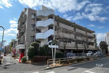 グランドヒルズＢの外観（北東側から）