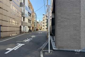 敷地南東側の前面道路