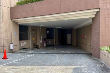 駐車場の出入り口