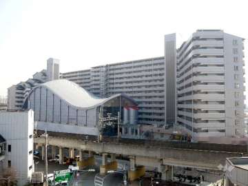 シャンテ川西の外観（北西側から）