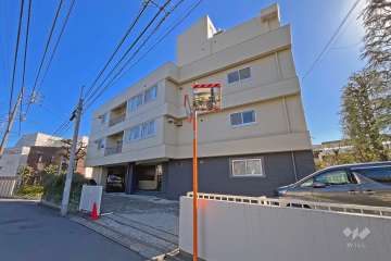 牛込中央マンションの外観（西から）