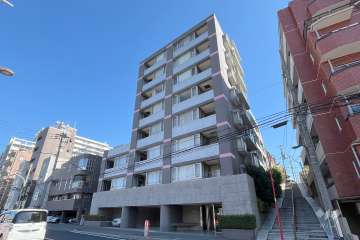 アールヴェール新宿弁天町