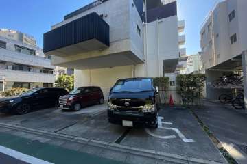 敷地内駐車場（屋外平面式）