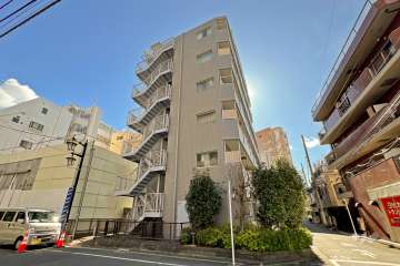 エヴェナール東中野の外観（北西側から）