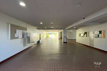 エントランスホール