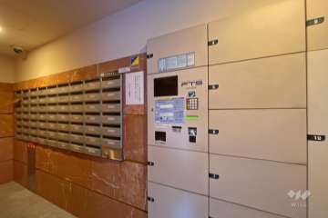 共用ポストと宅配ボックス