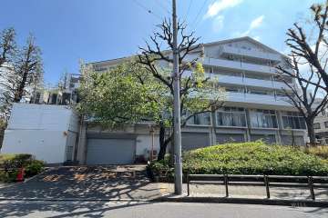 北新宿パークハイツの外観（北西側から）