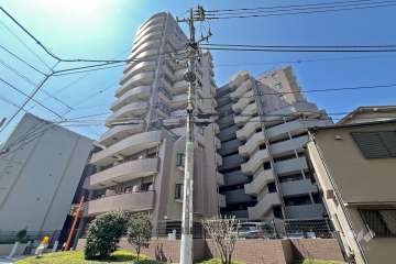 ザパームス東中野エアリィタワーの外観（北東側から）