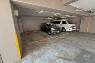敷地内駐車場（屋内平面式）