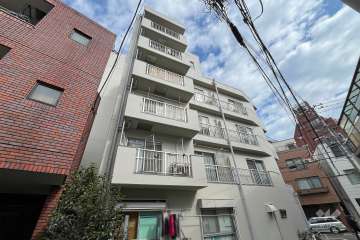 ルックハイツ北新宿壱番館の外観（南西側から）