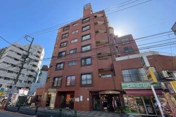 新宿サマリヤマンションの外観（北西側から）