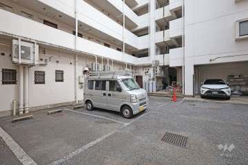 敷地内駐車場（屋外平面式）　