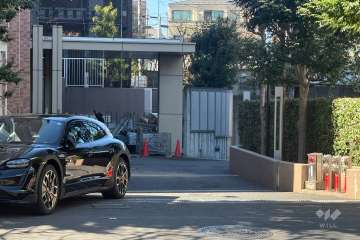 駐車場の出入り口