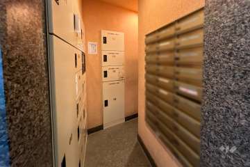 宅配ボックスと共用ポスト