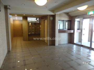 エントランスホール