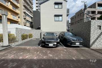 敷地内駐車場（屋外平面式）