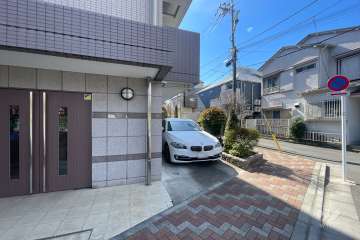 敷地内駐車場（屋外平面式）