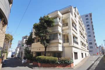 ローズハイツ荻窪の外観（西側から）