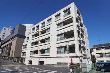 ローズハイツ荻窪の外観（南東側から）