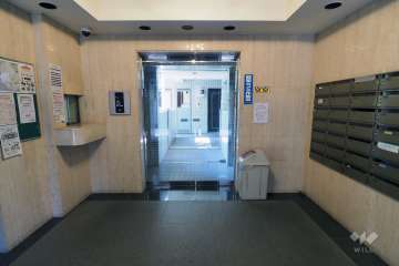 エントランスホール