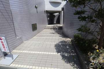 エントランスアプローチ