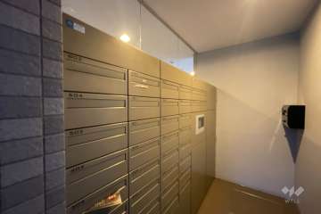 共用ポストと宅配ボックス