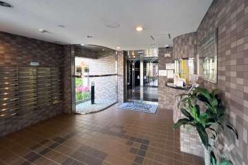 エントランスホール