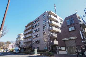 イルサント阿佐ヶ谷の外観（南西側から）