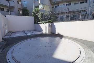 敷地内駐車場（屋外機械式）　