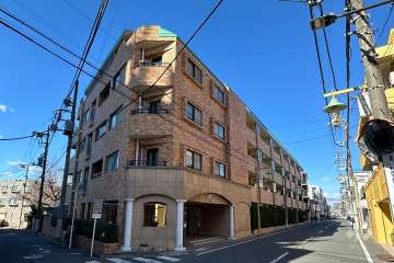 パルメゾン杉並の外観（南東側から）