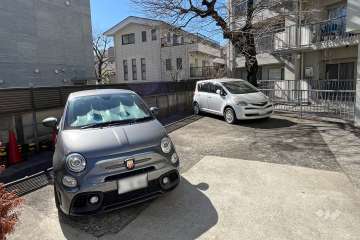 敷地内駐車場（屋外平面式）