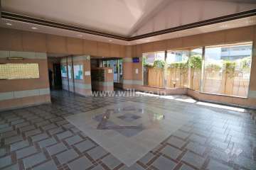 エントランスホール