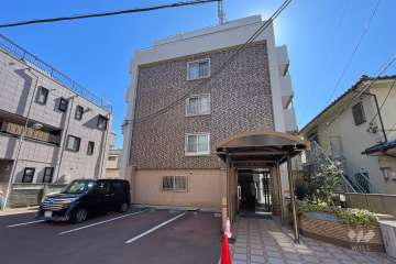 マンションニュー永福の外観（北西側から）