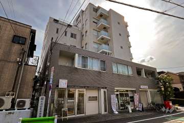 グランドメゾン永福町の外観（北東側から）
