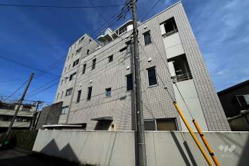 グランドメゾン永福町の外観（南西側から）