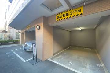 敷地内駐車場（屋内平面式）