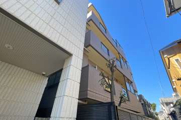 ベルジュール荻窪の外観（南東側から）