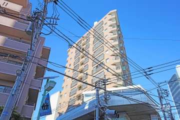 荻窪豊栄ステーションプラザの外観（南側から）